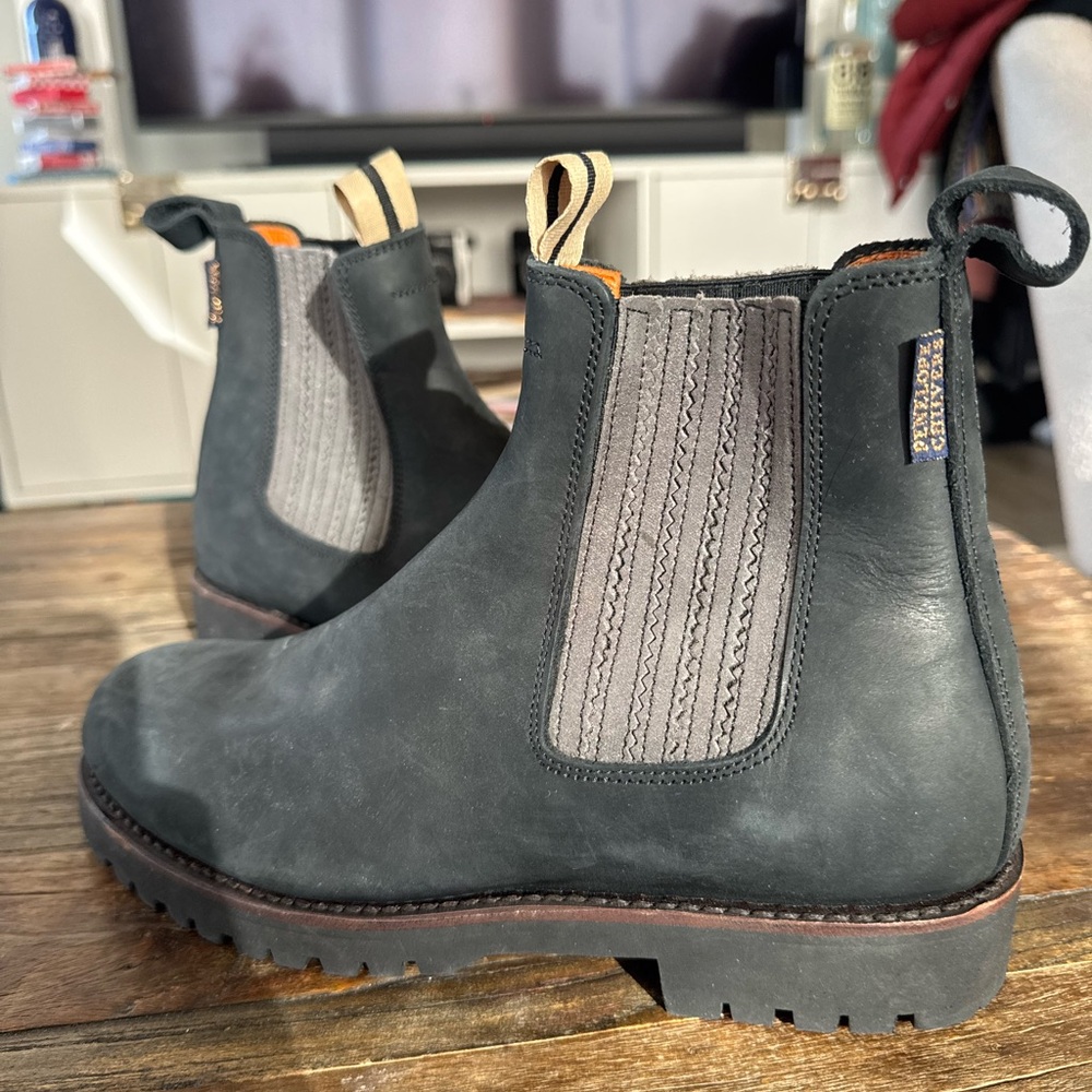 Penelope Chilvers Black Leather Chelsea Boots with Gray Elastic